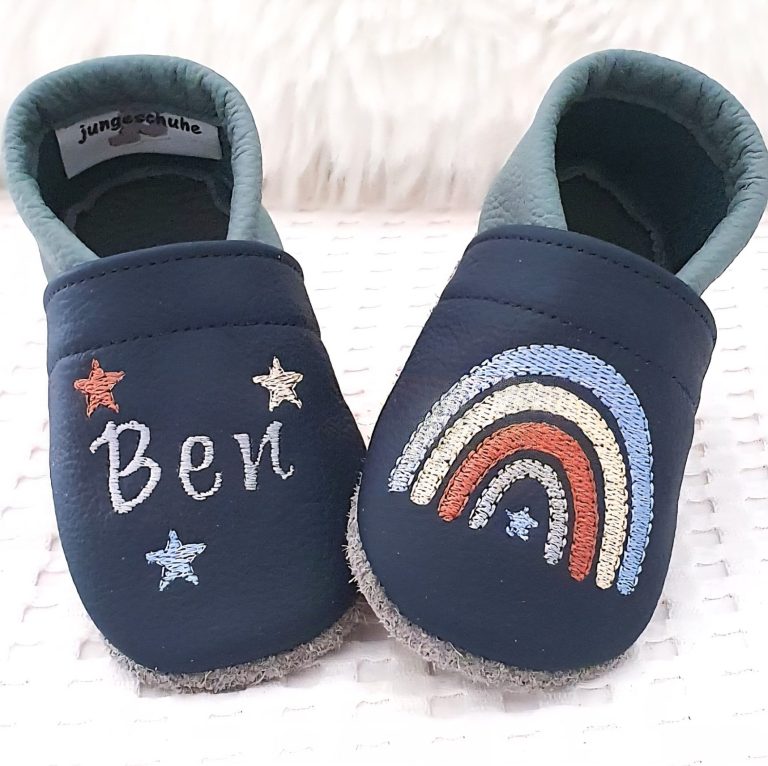 141. Lederpuschen Regenbogen dunkelblau/taubenblau – personalisierbar mit Namen 141. Lederpuschen Regenbogen dunkelblau/taubenblau – personalisierbar mit Namen